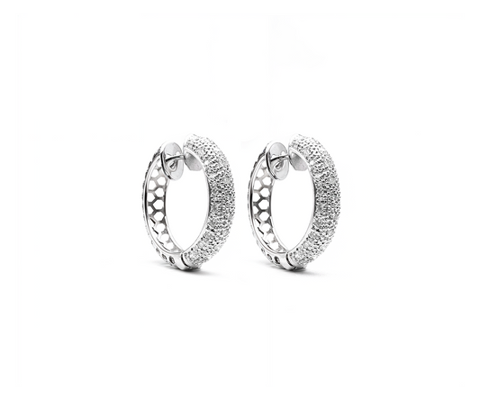 Brinco 5,15g 60diamantes=0,60CT K/VS ouro 18k750