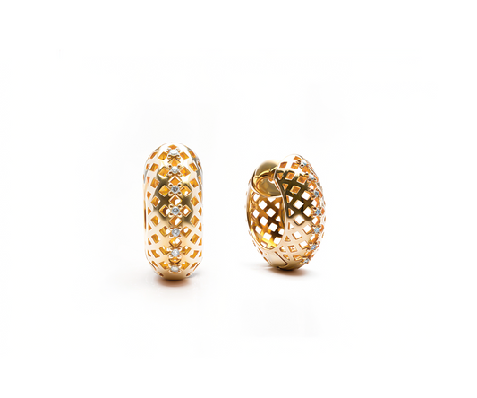 Brinco 5,45g 14diamantes=0,10CT K/VS ouro 18k