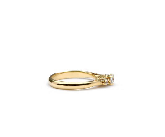 ANEL SOLITARIO ZIRCONIA TRIPLO 3,52G AUAMAR18K750