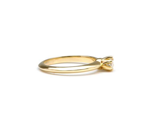 Anel Solitario 3,5g 1 Diamante=0,20CT K/VS Ouro Amarelo 18k 750