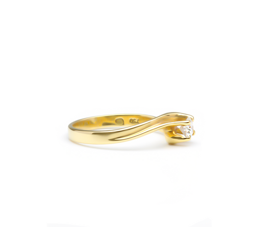 ANEL SOLITARIO 3,0G 1Diamante=0,33CT K/VVS1 OURO18K750